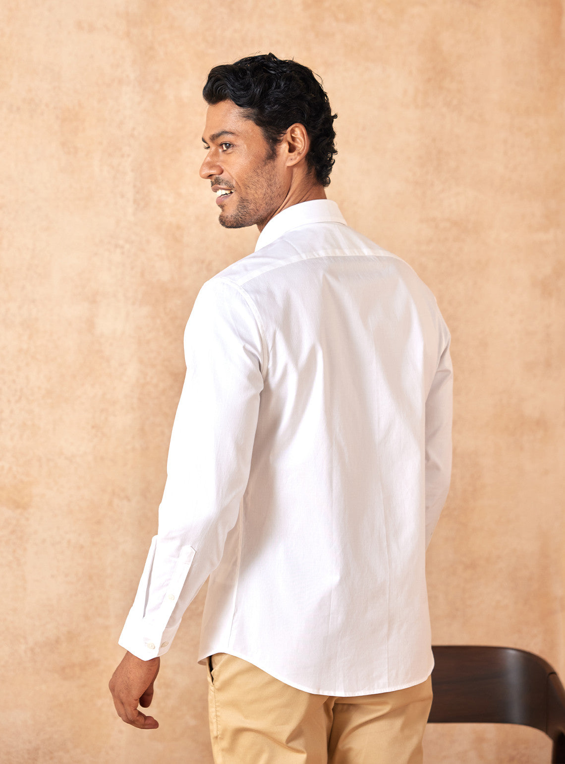 Essential White Orange Mark Shirt