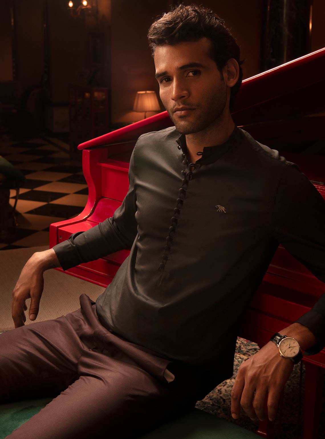 Essential Black Popover Shirt