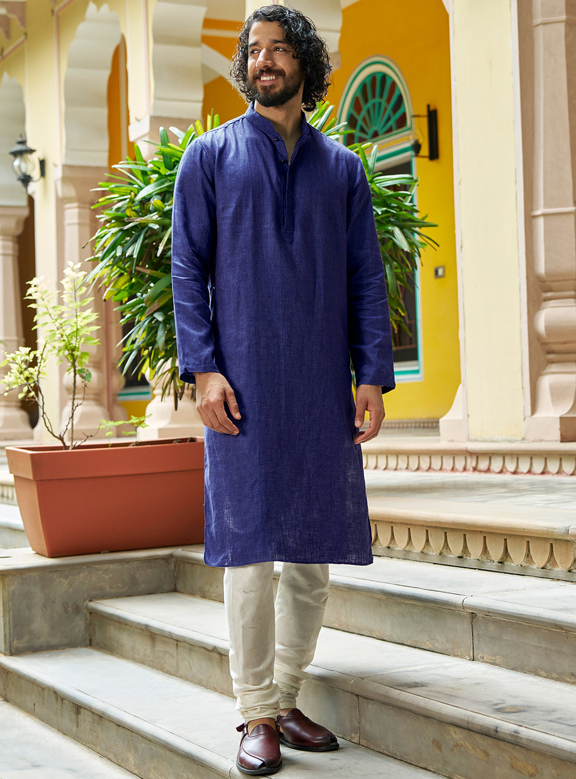 Raya White Cotton Silk Churidar Pyjama