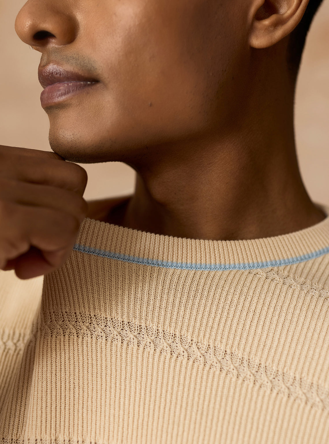 Serein Off-White Cotton Textured Crewneck