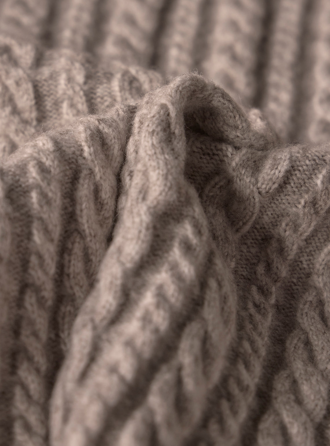 Quarry Beige Cable Pullover