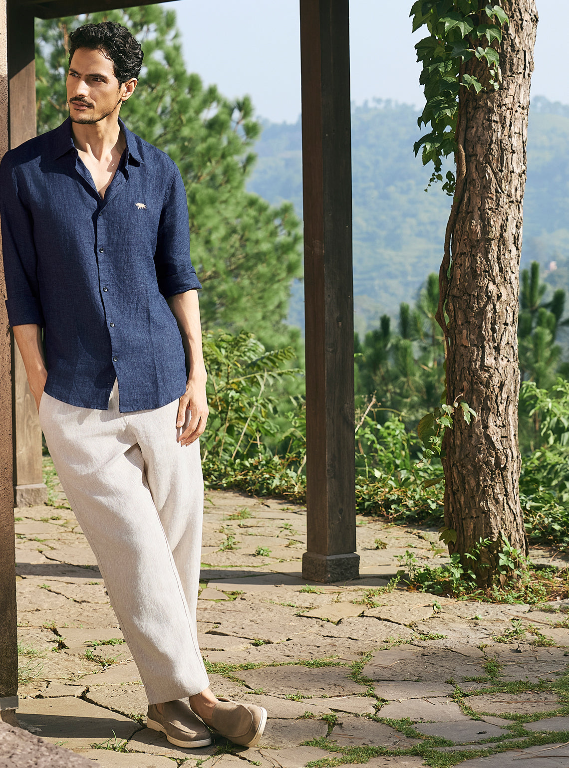 Heritage Navy Linen Shirt