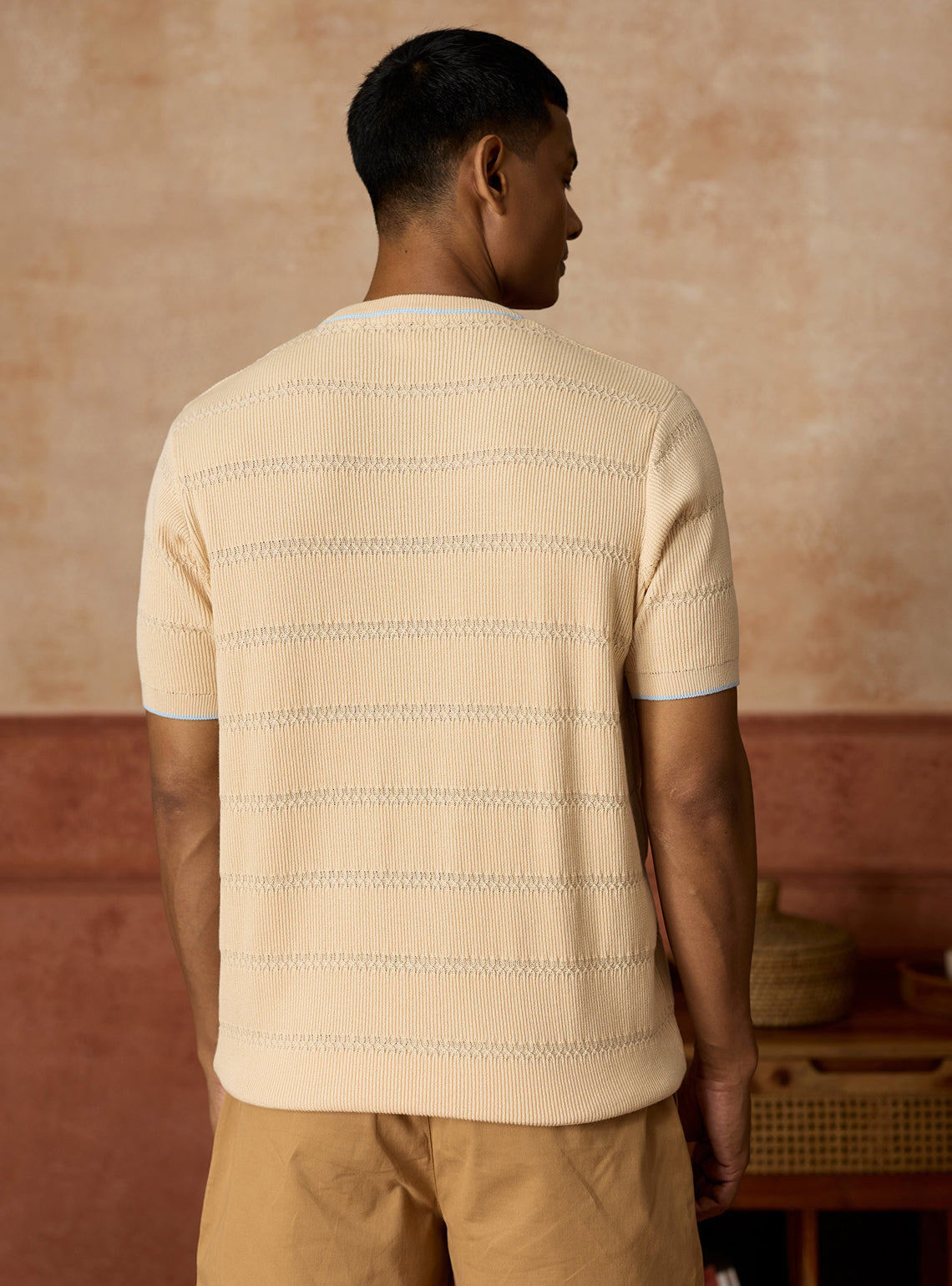 Serein Off-White Cotton Textured Crewneck