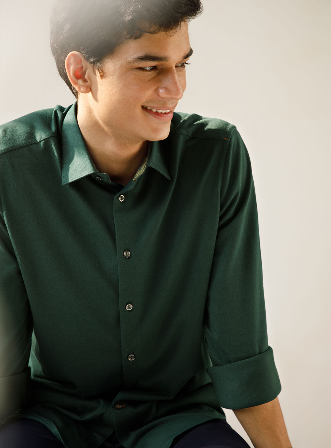 emerald green dress shirt Mens Plain Modern Fit Wrinkle-Free Cotton Blend Amanti You will wear it with skirts High-Quality Forest Green Fancy Woven