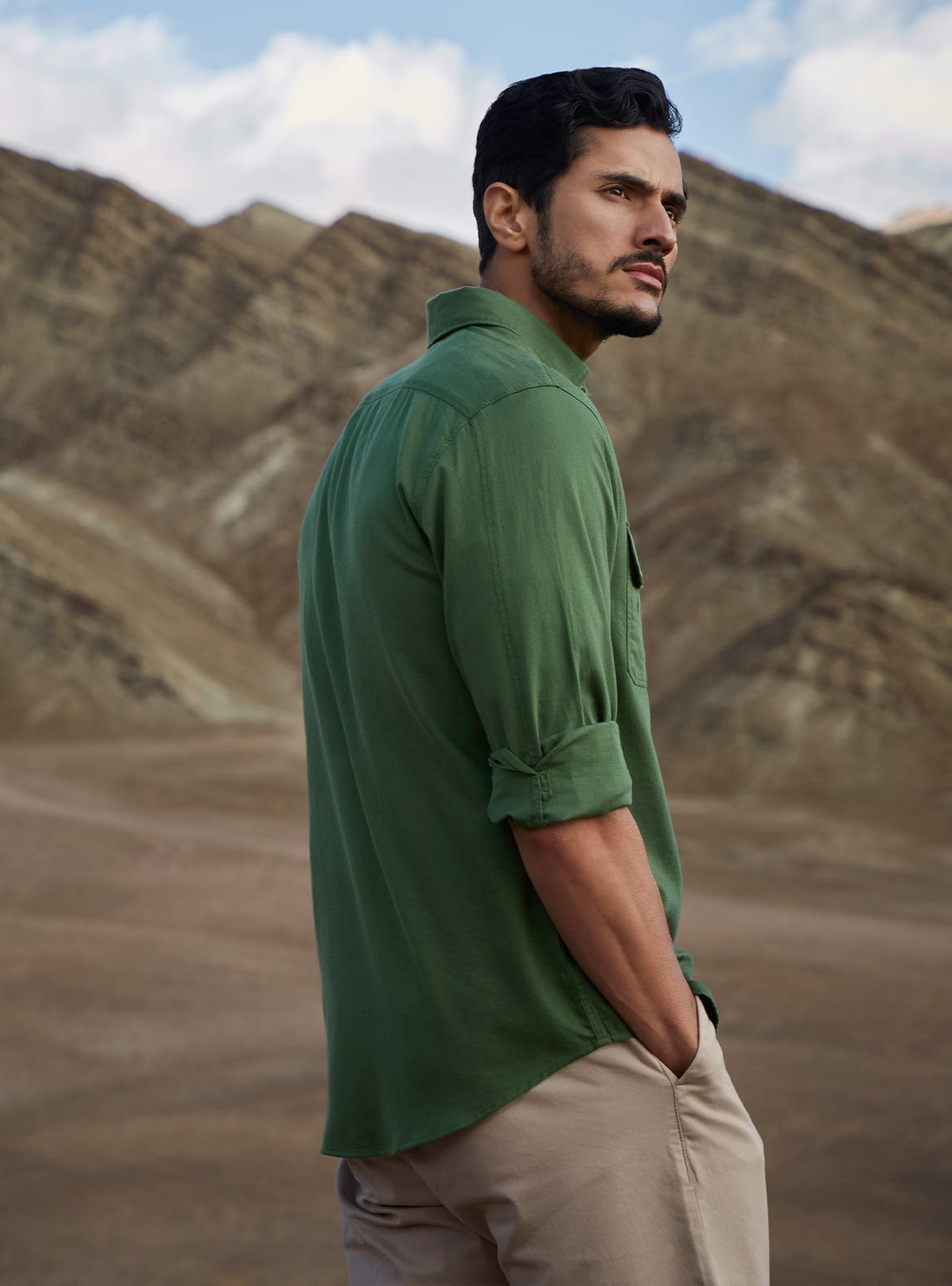 Men's Green Pants Outfits | Hockerty